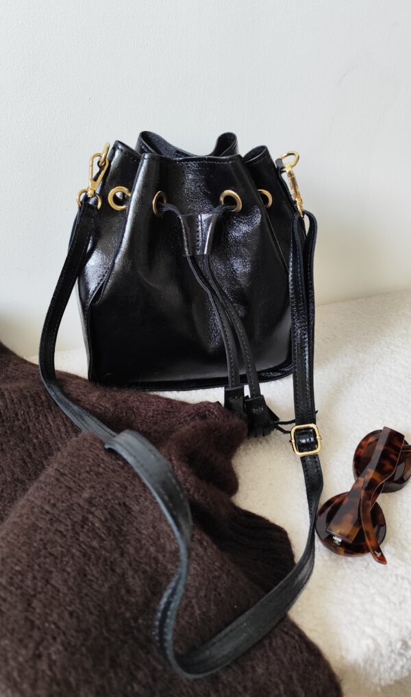 Sac à main noir irisé Lina