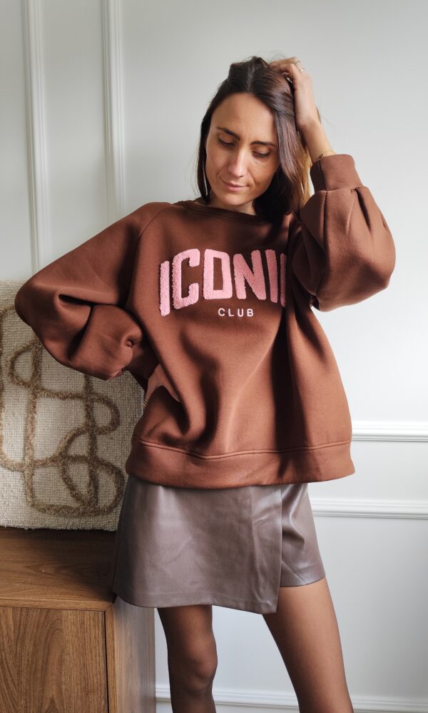 Sweat marron Iconic