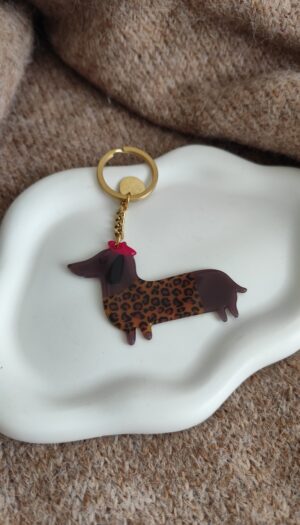 Porte clés teckel béret