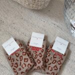 Chaussettes léopard taupe my love – Image 3