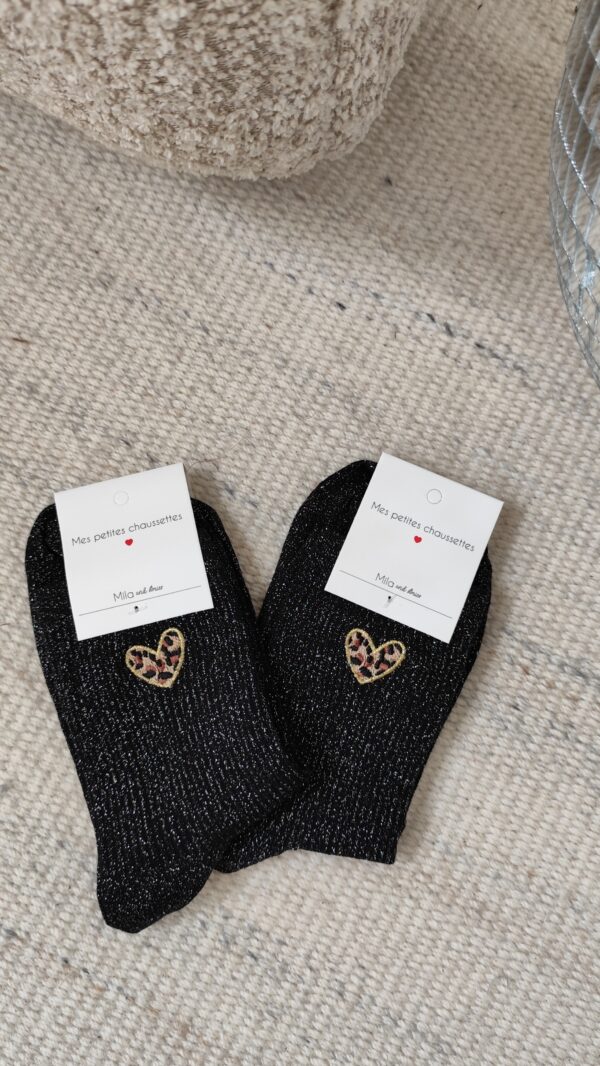Chaussettes noires coeur léopard