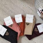 Chaussettes beiges coeur léopard – Image 4