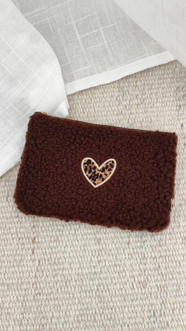 Pochette marron coeur léopard